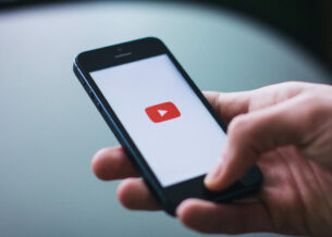 يوتيوب يتيح متابعة مقطع الفيديو الغير مكتمل في الهاتف على سطح المكتب