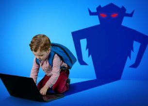 الإنترنت الآمن: كيف تحمي “الرقابة الأبوية” القاصرين من فوضى الإنترنت