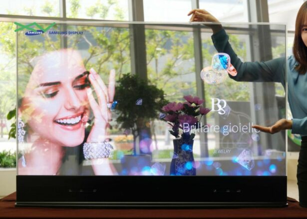 سامسونج تكشف عن تلفاز شفاف في CES 2024 
