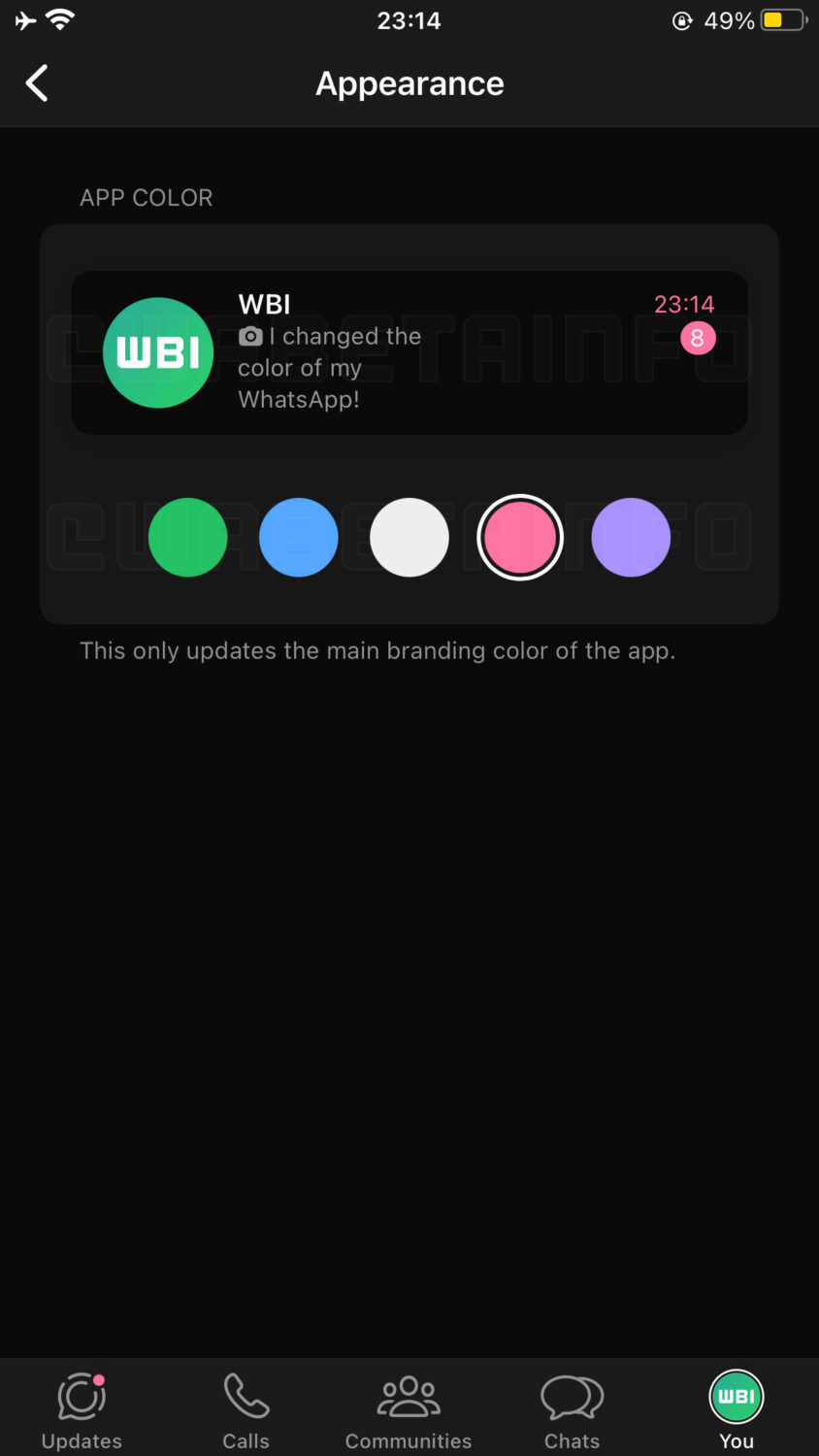تطبيق واتساب يطلق ميزة اختيار لون الموضوع لمستخدمي iOS، حيث يمكنك الاختيار من بين خمسة ألوان رائعة، مما يجعل محادثاتك أكثر شخصية وإبداعا.